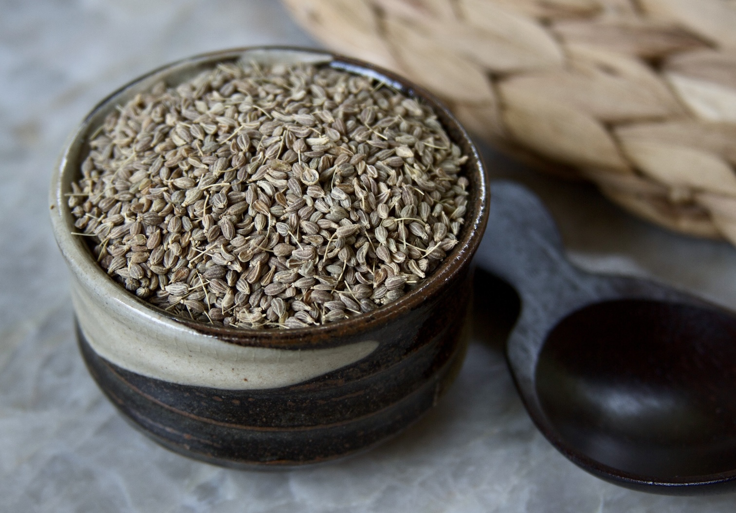 Aniseed in bowl