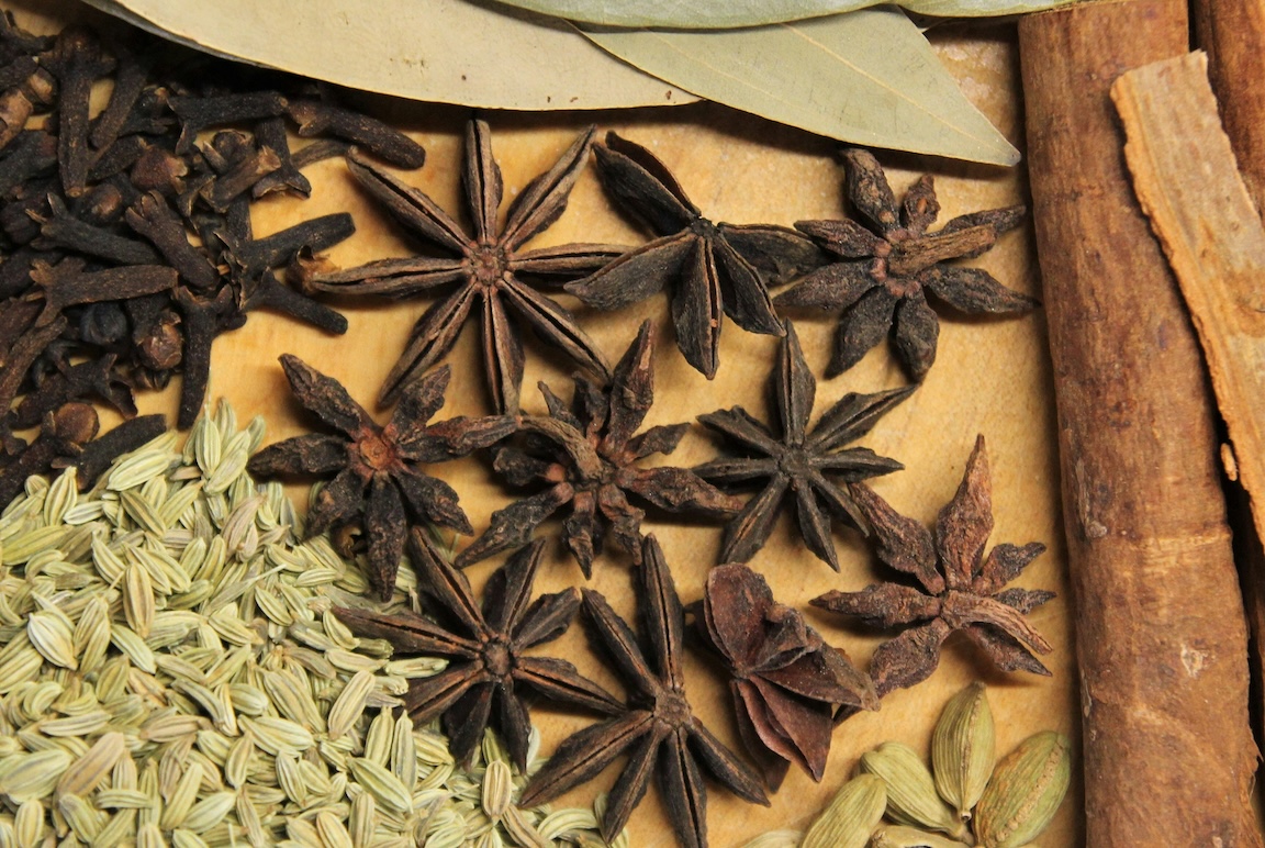 Bay leaf, cloves, star anise, cassia, fennel seed, and cardamom