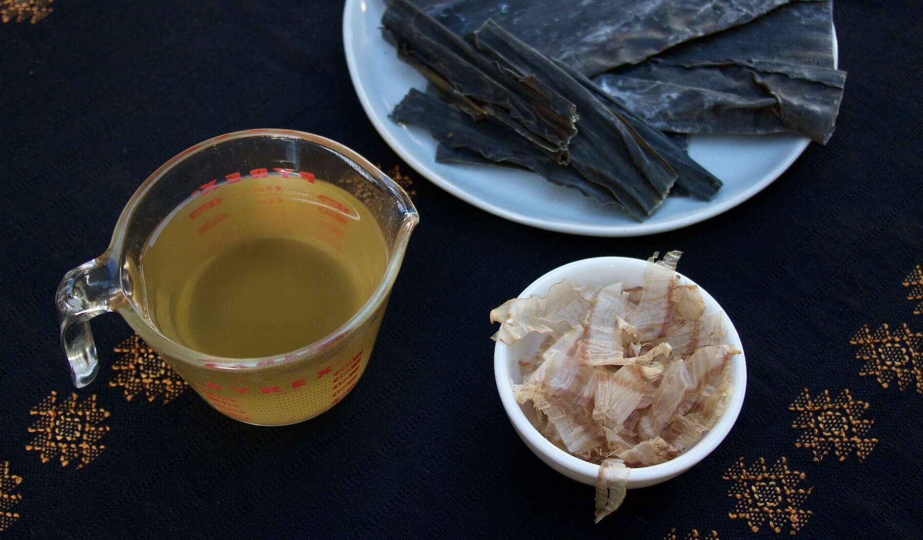 Dashi with Katsuobushi & Konbu