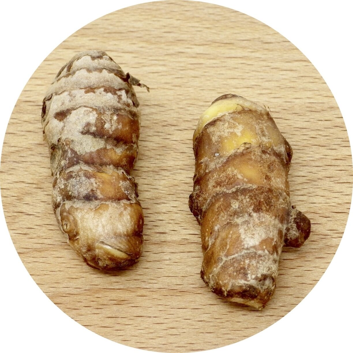 2 turmeric rhizomes